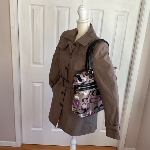 Coach Daisy Optic Print Multi-Tote M1294-F22961 In Purples - Picture 15 of 15